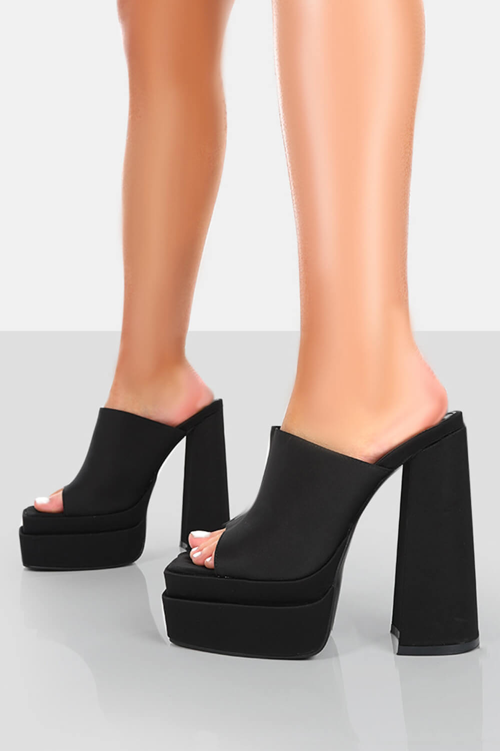 Mule shops platform heels