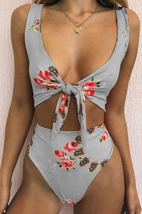 Floralkini Floral Print Tie Front Bikini Top (1490733596731)